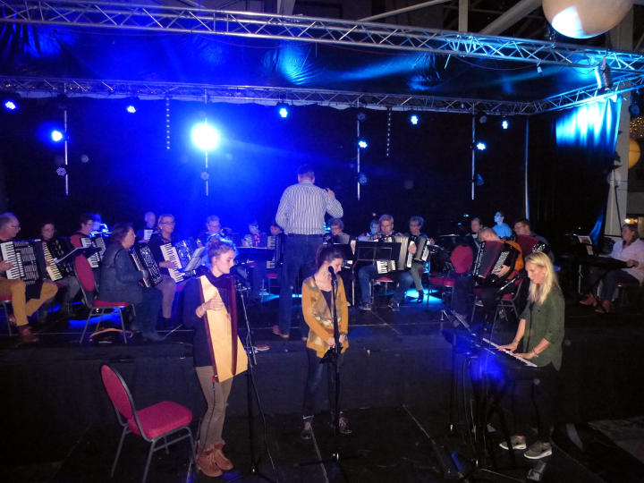 Accordeonola en SYA in Hotel Den Helder